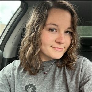 Meet your Posher, Haylee